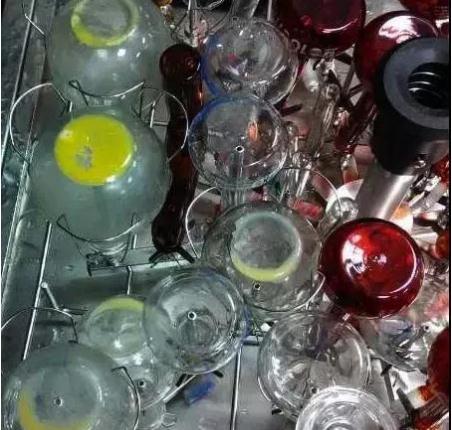 實(shí)驗(yàn)室洗瓶機(jī)真的值得買嗎？先聊聊一個(gè)實(shí)驗(yàn)員的親身經(jīng)歷